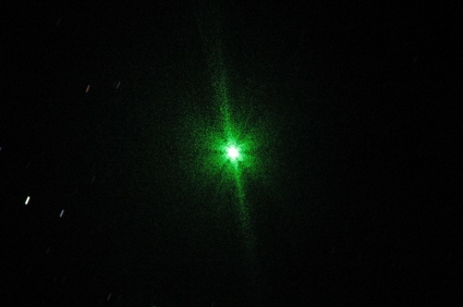 Ground-based image of the CALIPSO spacecraft laser